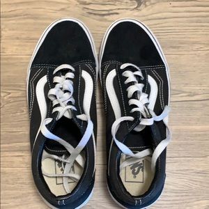 classic white and black vans